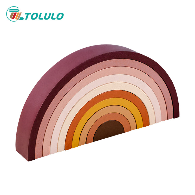 Montessori toys